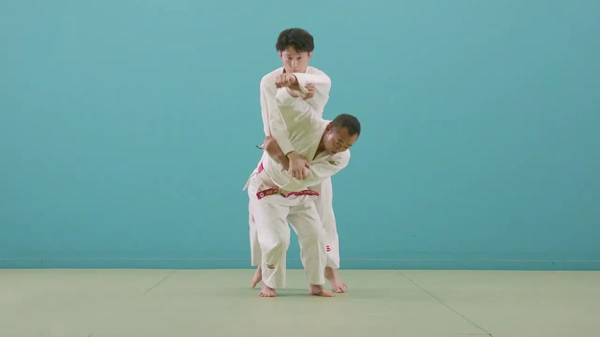 sode-tsurikomi-goshi_1.png